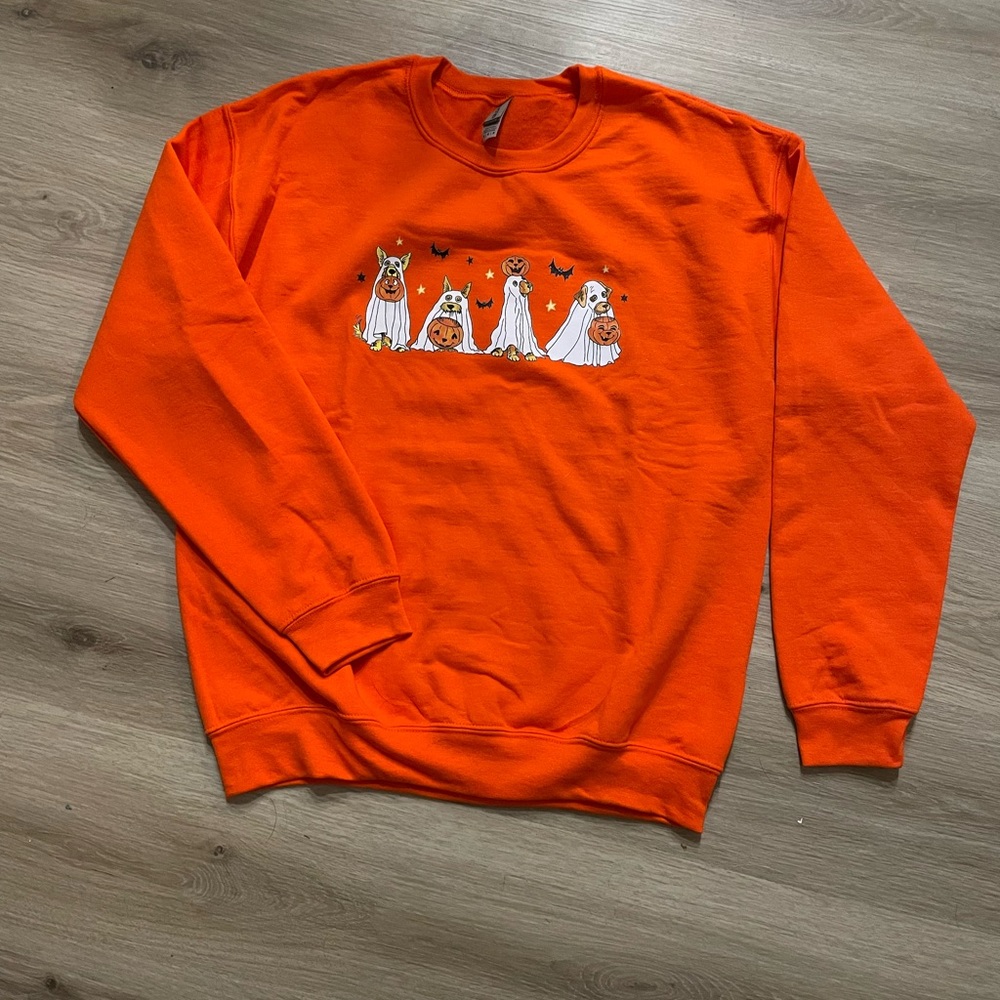Women’s Medium Bright Orange Halloween Sweatshirt With Dogs